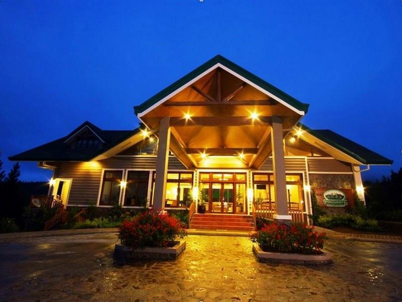 Pinegrove Lodge Mountain Resort 卡加盐德奥罗 外观 照片